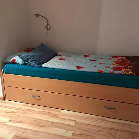 Am Eiskeller דירה